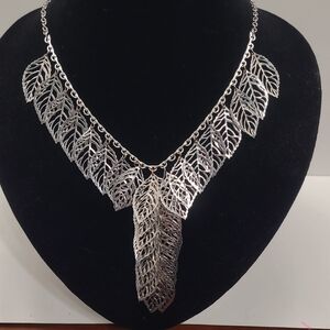 Elegant Silver Tone Leaf Necklace